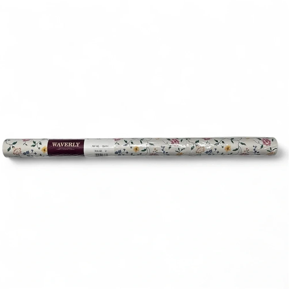 New Vintage Wallpaper Roll Floral Flowers White Cream Cottagecore